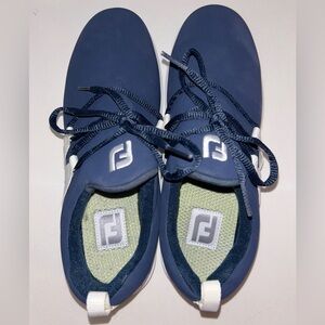 NWOB FootJoy Woman’s Leisure Slip-On Spikeless Golf Shoes Navy/White 92911